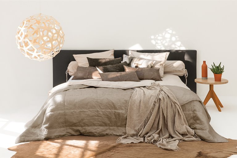 Mrs.Me home couture - OysterBar  web